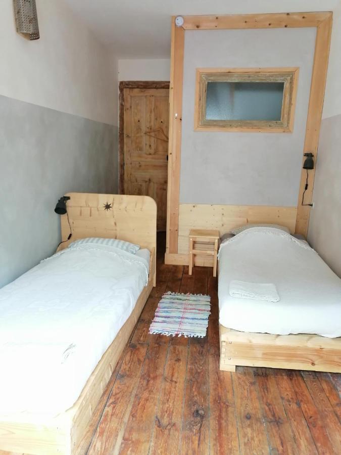 File Dans Ta Chambre ! Le Monastier sur Gazeille Екстер'єр фото
