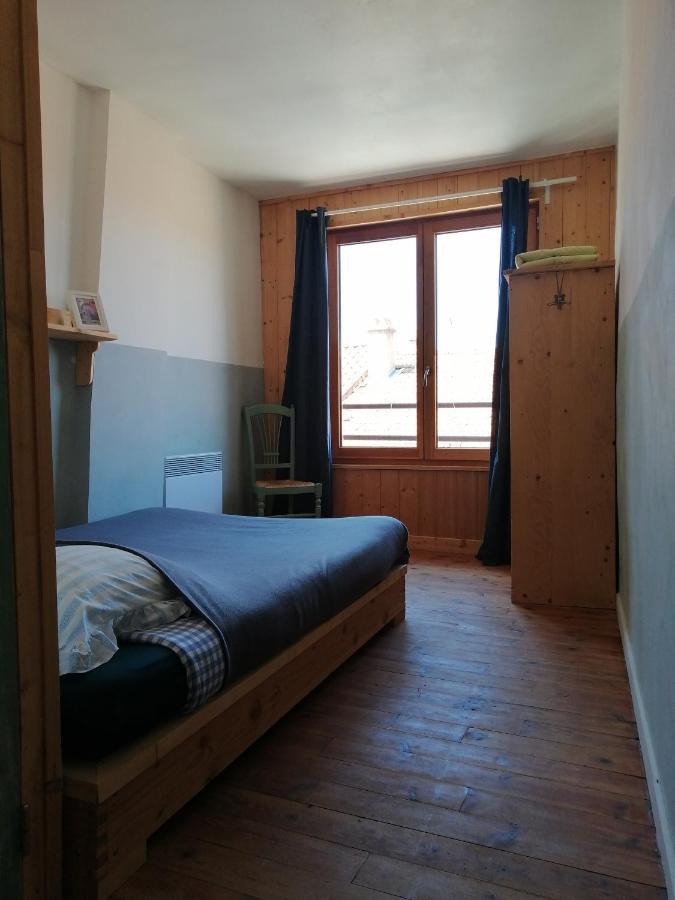 File Dans Ta Chambre ! Le Monastier sur Gazeille Екстер'єр фото