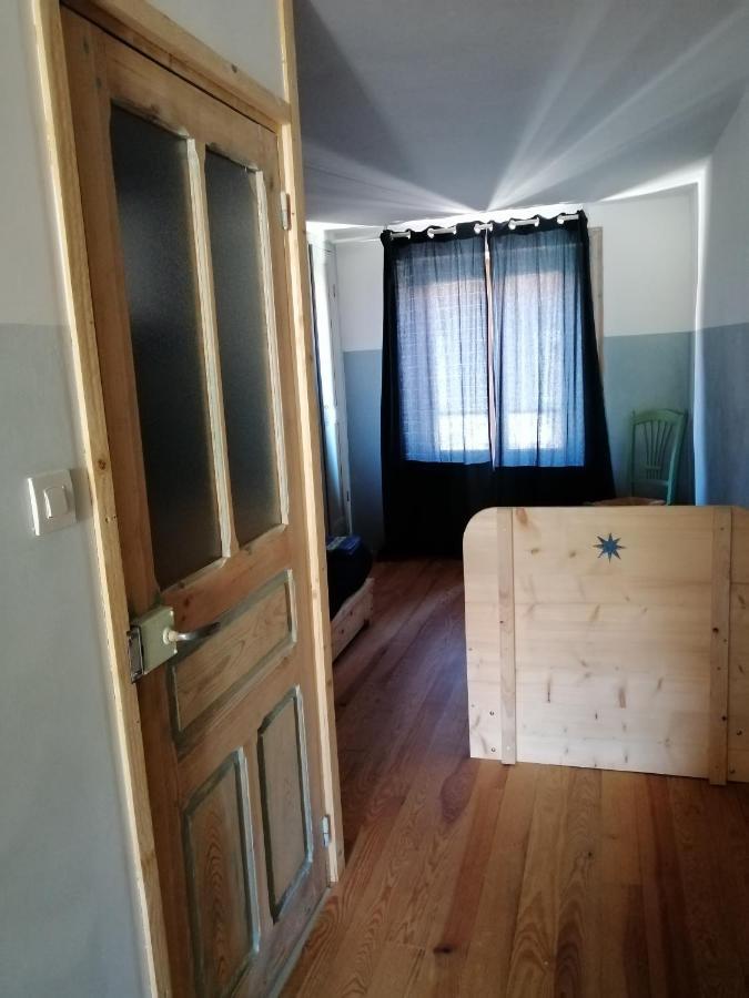 File Dans Ta Chambre ! Le Monastier sur Gazeille Екстер'єр фото